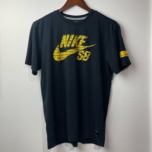 Nike SB Icon Dri Fit “the SB chronicles” T shirt